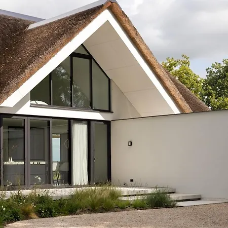 Villa Elements The Luxe En Bergen