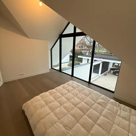 Elements The Luxe En Bergen